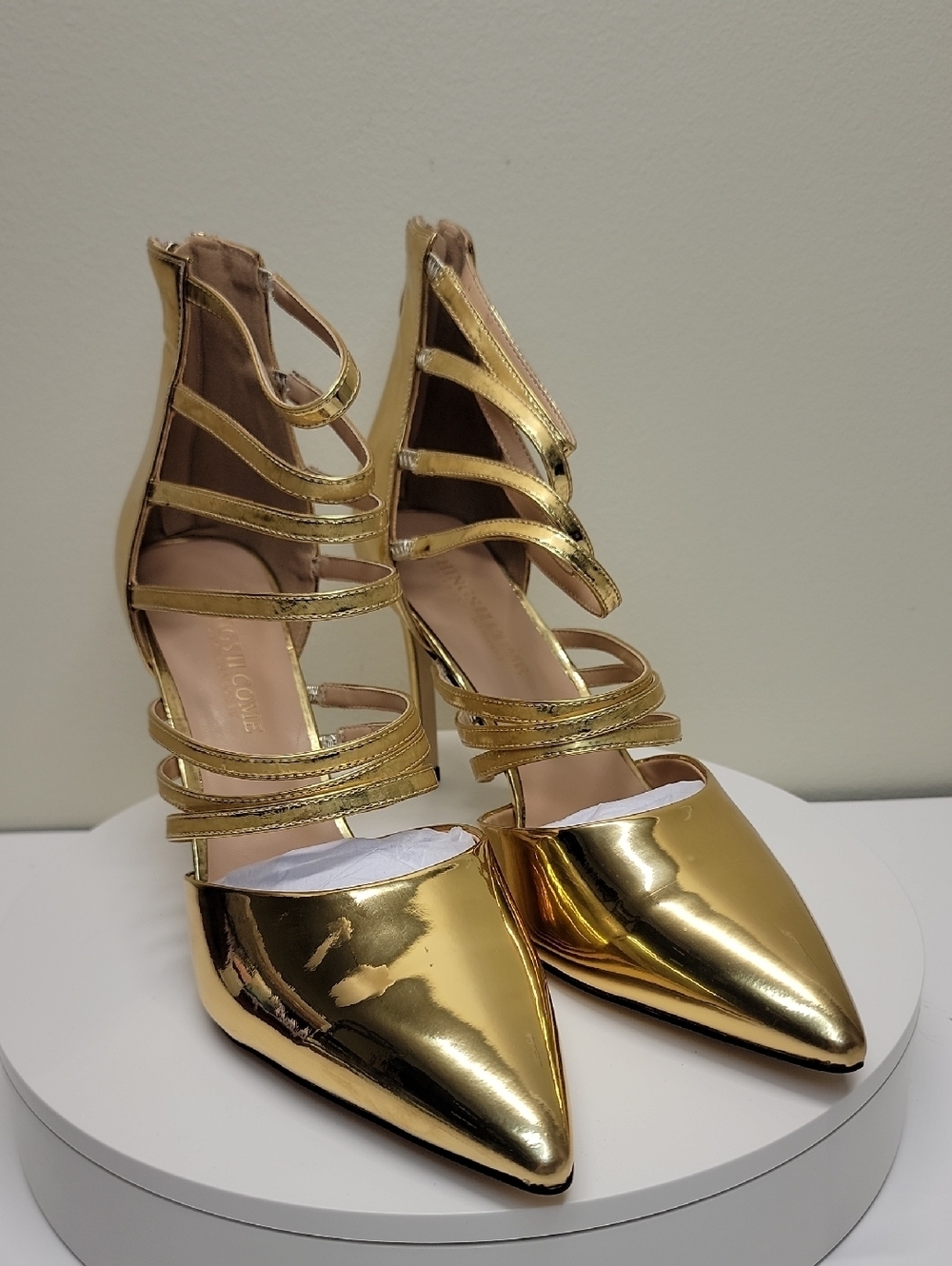 Things II Come NEW IN BOX! Gold Strappy Pointed-Toe Stiletto Heel - Picture 5 of 14